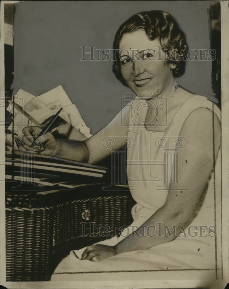 1934 Press Photo Mrs Emma Williams ex wife of Frederick F Williams - neo23227