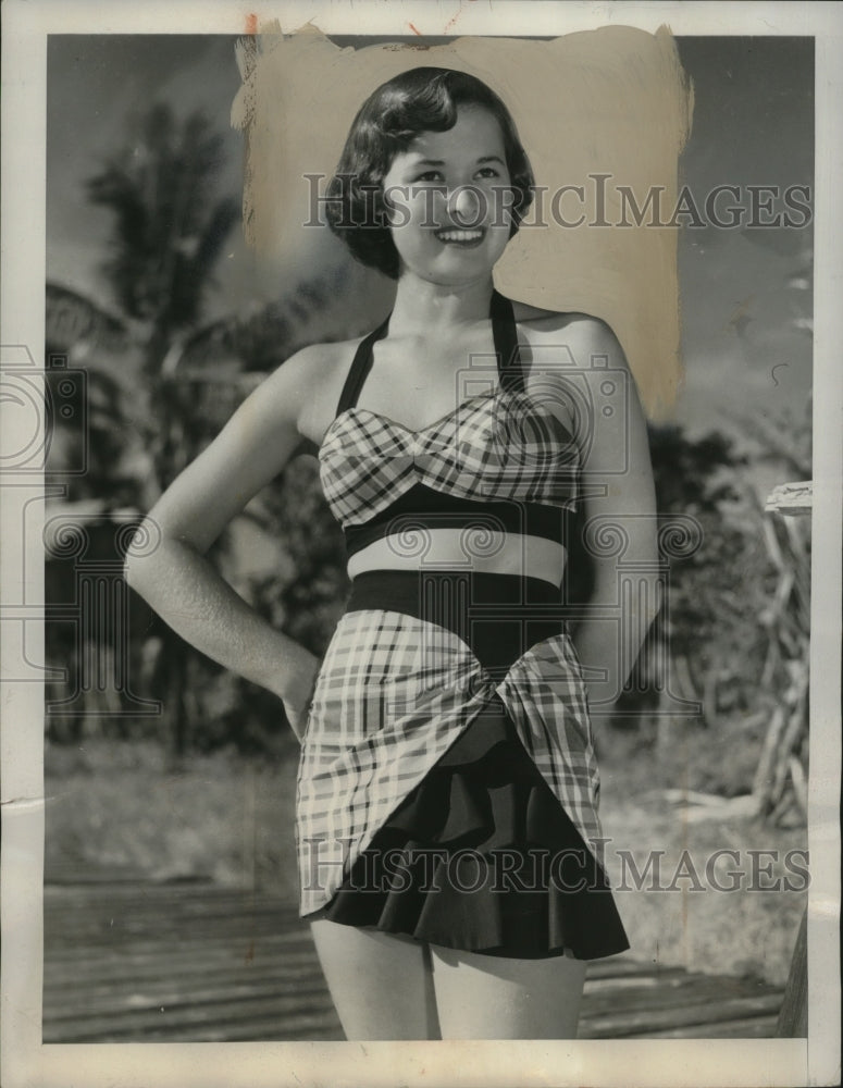 1948 Press Photo Bettye Williams Models Swimsuit Designed by Margaret Newman