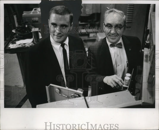 1965 Press Photo Albert A> Ware - neo23998