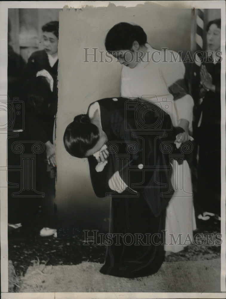 1936 Press Photo Haruko Saito at Husband Admiral Makoto Saito's Funeral, Japan