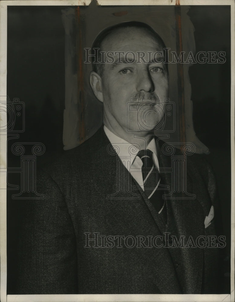 Load image into Gallery viewer, 1940 Press Photo Paul Van Zeelans former Minister of Belgium arrives in US
