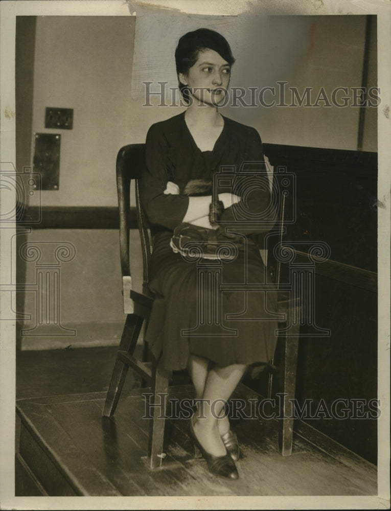 1933 Press Photo Lavran Donbeck charity worker in Cleveland Ohio - neo24561