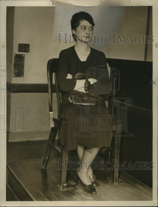 1933 Press Photo Lavran Donbeck charity worker in Cleveland Ohio - neo24561
