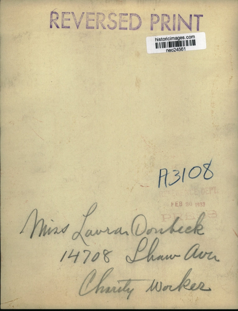 1933 Press Photo Lavran Donbeck charity worker in Cleveland Ohio - neo24561