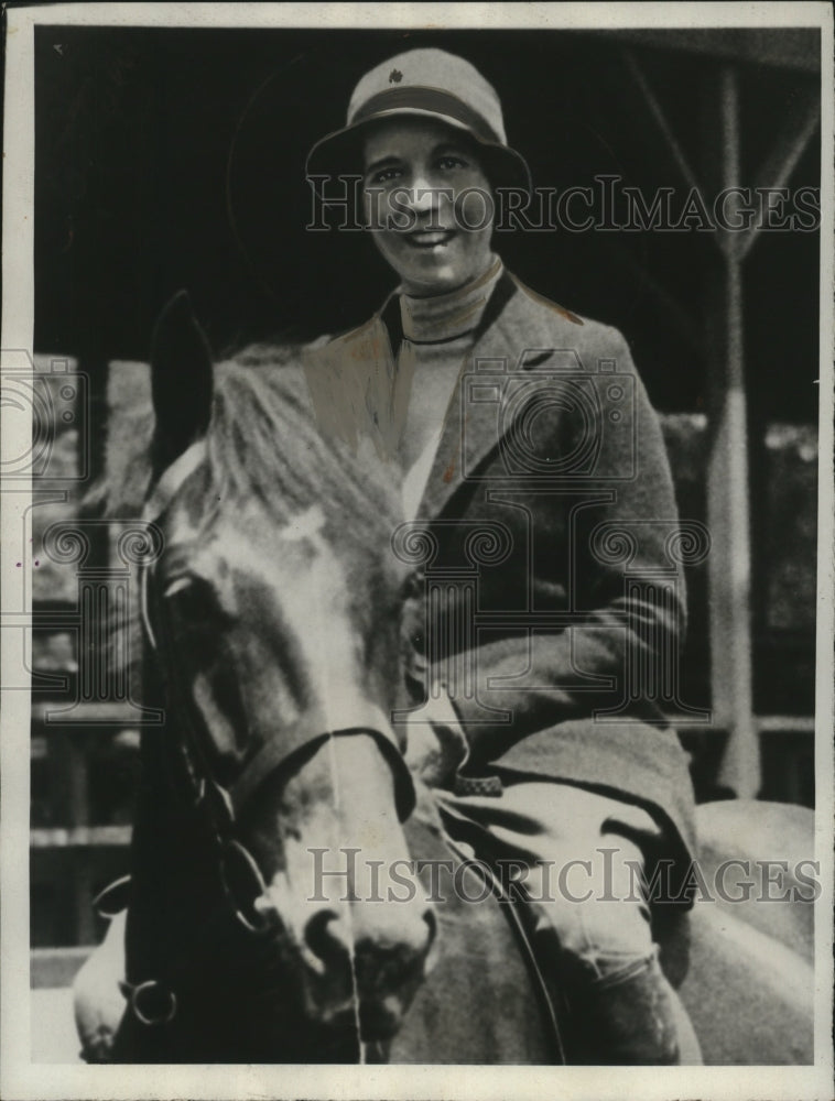 1931 Press Photo Socialite Elizabeth "Libby" Chase, Flying Across Australia