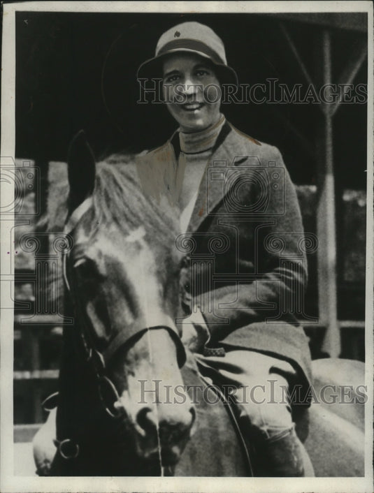 1931 Press Photo Socialite Elizabeth "Libby" Chase, Flying Across Australia