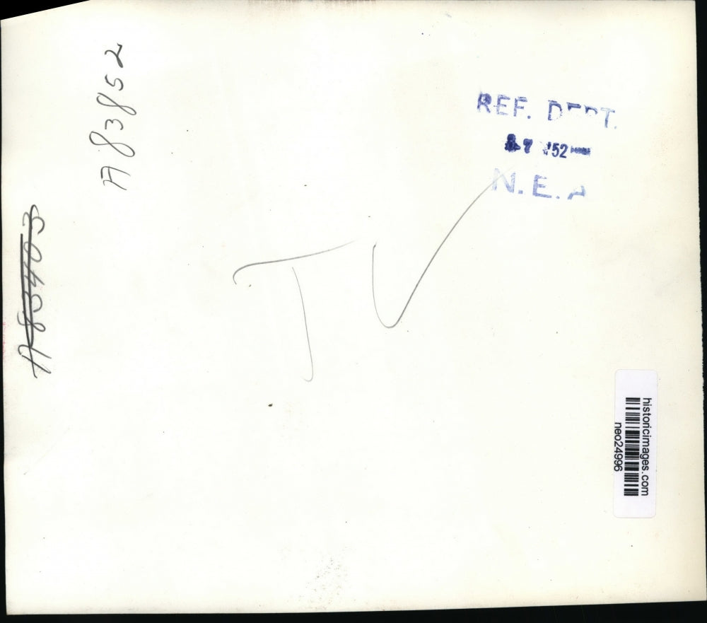 1952 Press Photo Harry A. McDonald Congratulated by Donald C. Cook of SEC