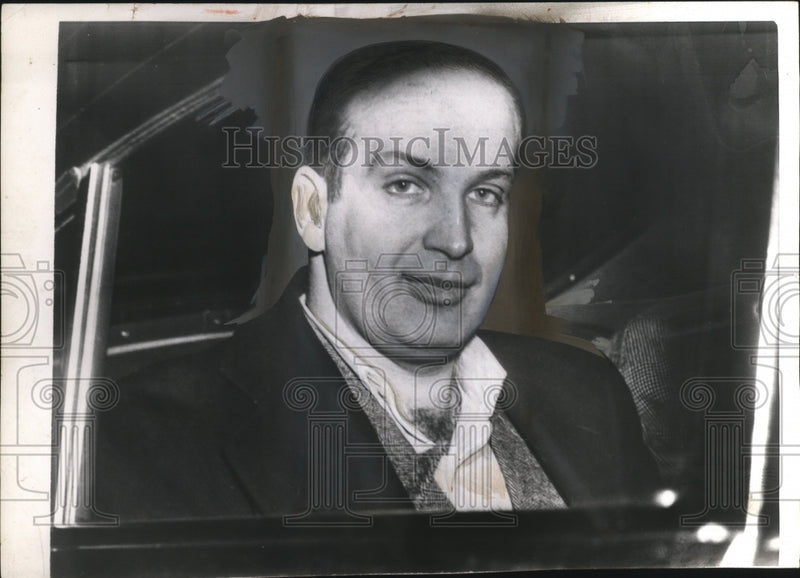 Load image into Gallery viewer, 1954 Press Photo Mr Otto Verbar sitting in an automobile - neo25267
