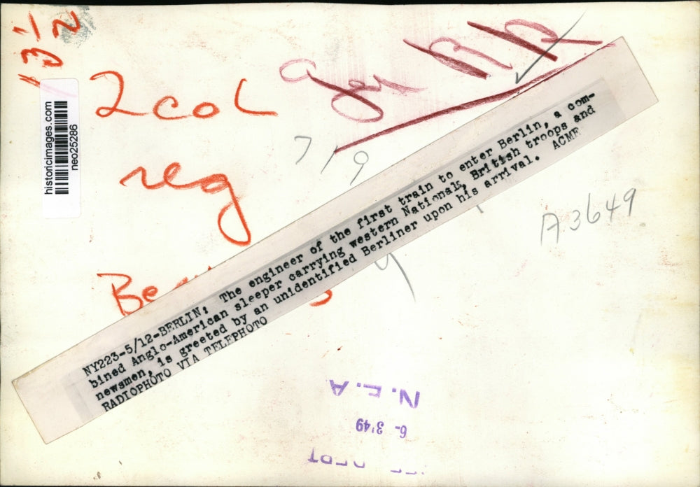 1949 Press Photo Engineer on 1st train to enter Berlin with British troops