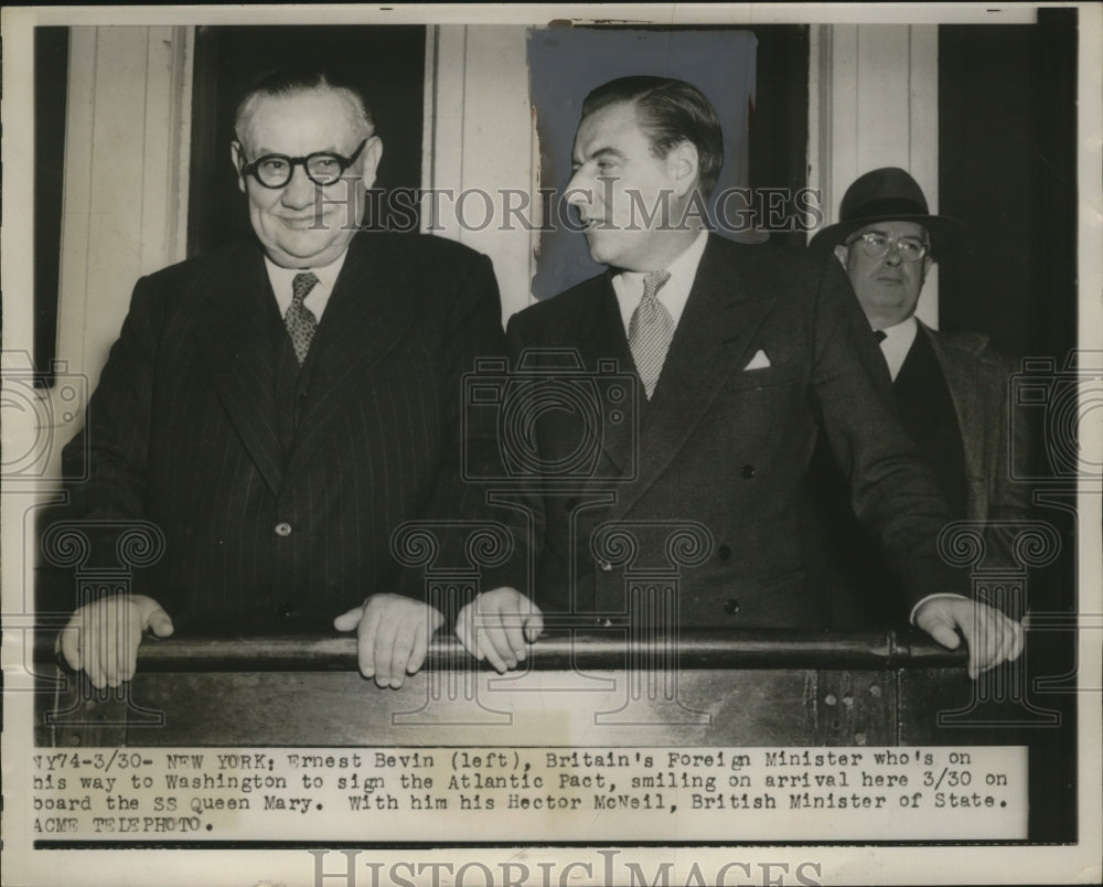 1946 Press Photo Ernest Bevin British Foreign Minister & Hector McNeil in NYC