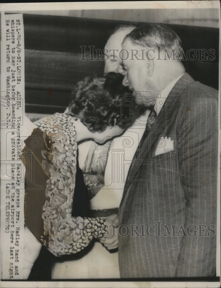 1949 Press Photo Vice Pres Barkley & Mrs Hadley prior to boarding plane in D.C.