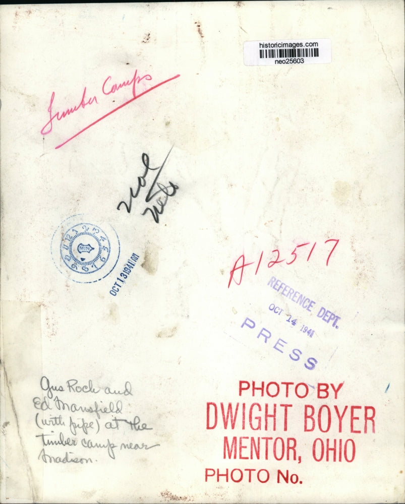 1941 Press Photo Gus Rock, Ed Mansfield at Madison, Ohio Timber Camp - neo25603