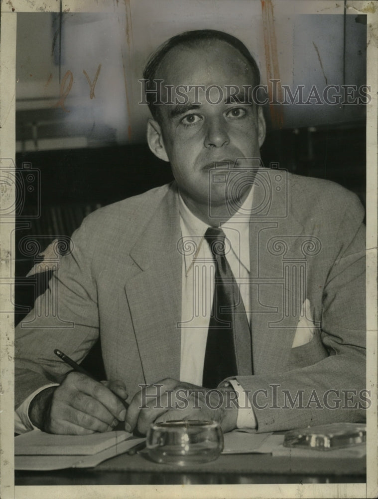 Load image into Gallery viewer, 1934 Press Photo Lloyd Garrison chairman National Labor Relations Board
