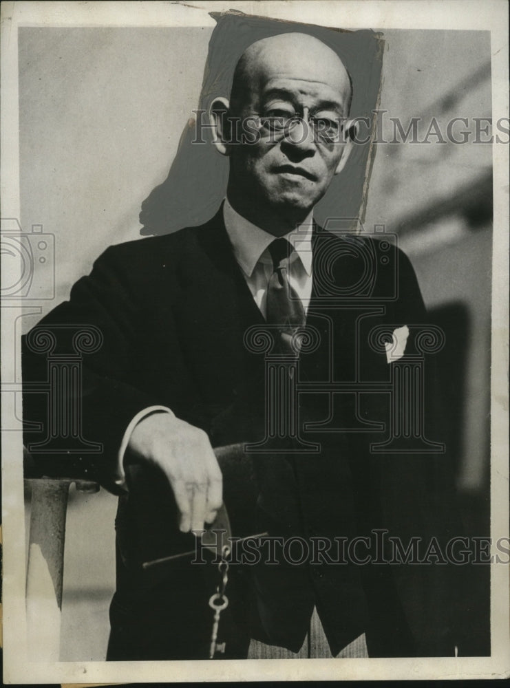 Load image into Gallery viewer, 1933 Press Photo Count Yasutschi Yanigasawa Chairman of House of Peers Committee
