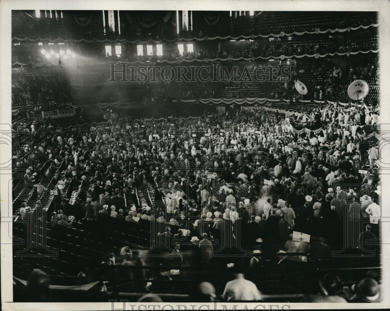 Load image into Gallery viewer, 1932 Press Photo Al Smith at Chicago Democratic National Convention - nep00176

