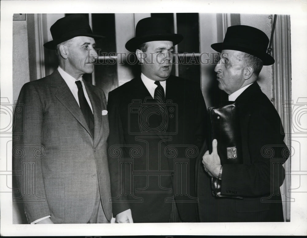 1941 Press Photo Count Robert Vander Straten Ponthoz of Belgium - nep00199