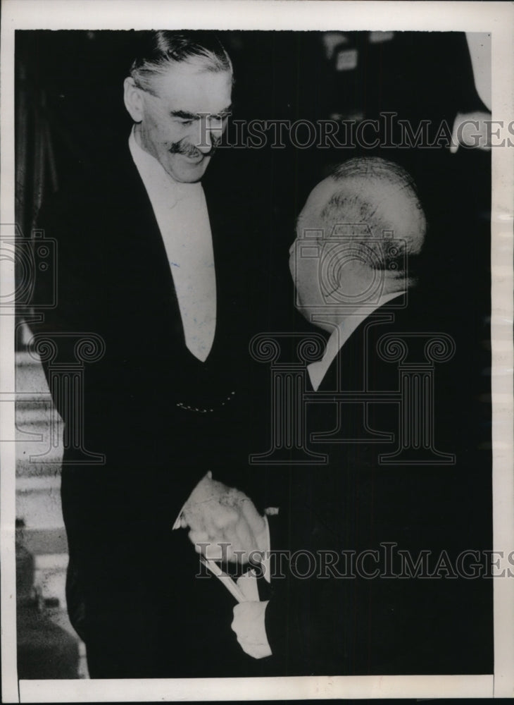 1938 Press Photo Prime Minister Neville Chamberlain, Dr Stefan Litauer