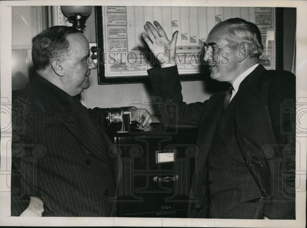 1939 Press Photo Senators Bennett Champ Clark & Arthur Vandenberg - nep00642