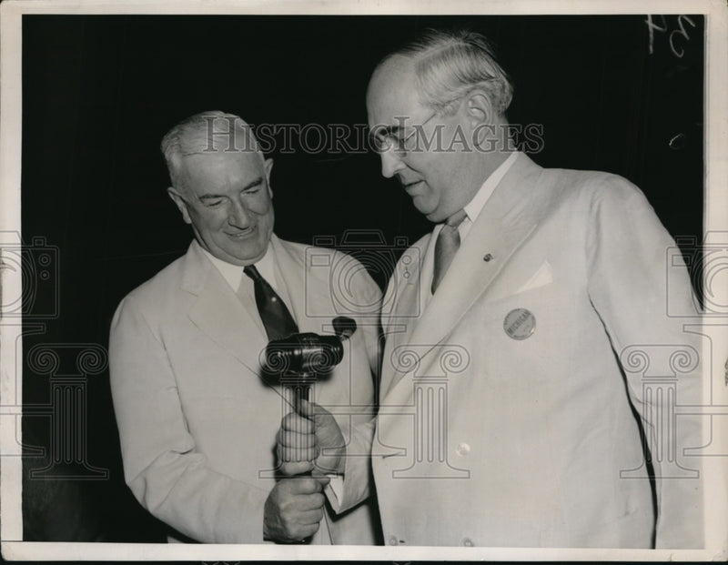 Load image into Gallery viewer, 1936 Press Photo Michigan Senator Arthur Vandenberg &amp; GOP chairman H Fletcherer
