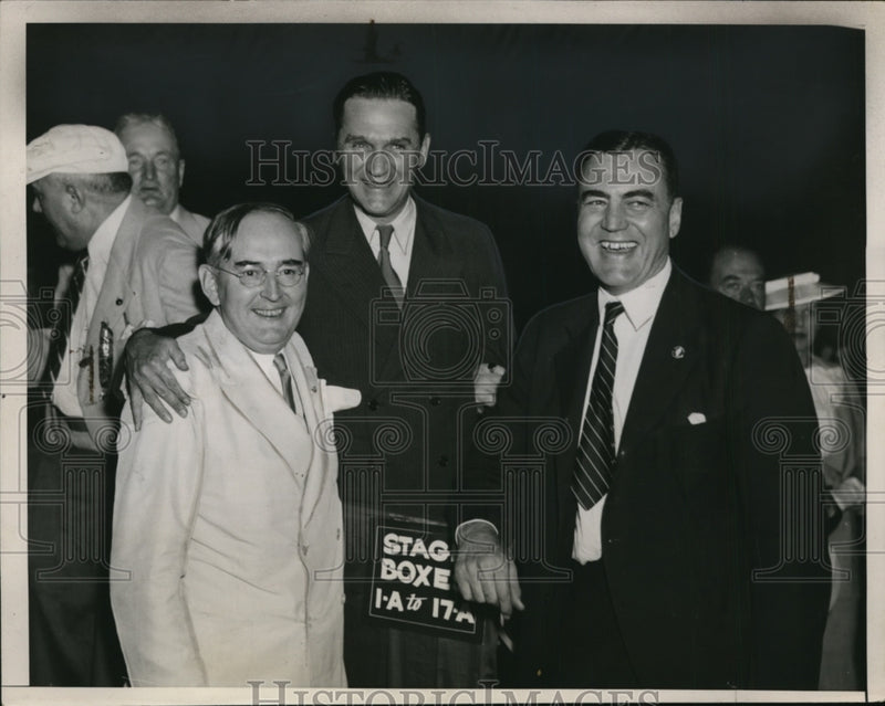 Load image into Gallery viewer, 1936 Press Photo Senators Arthur Vandenberg, Gerald Nye &amp; Rep Hamilton Fish Jr
