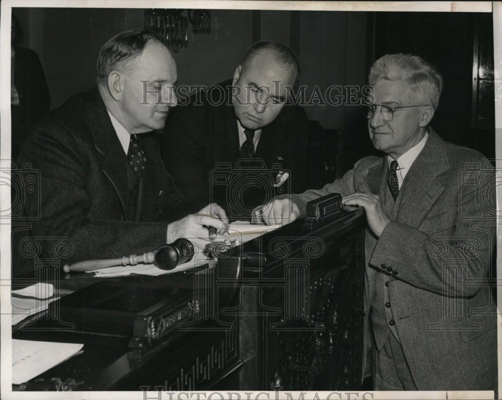 1941 Press Photo GA Rep Carl Vinson, MN Rep Melvin Haas, Admiral Stark
