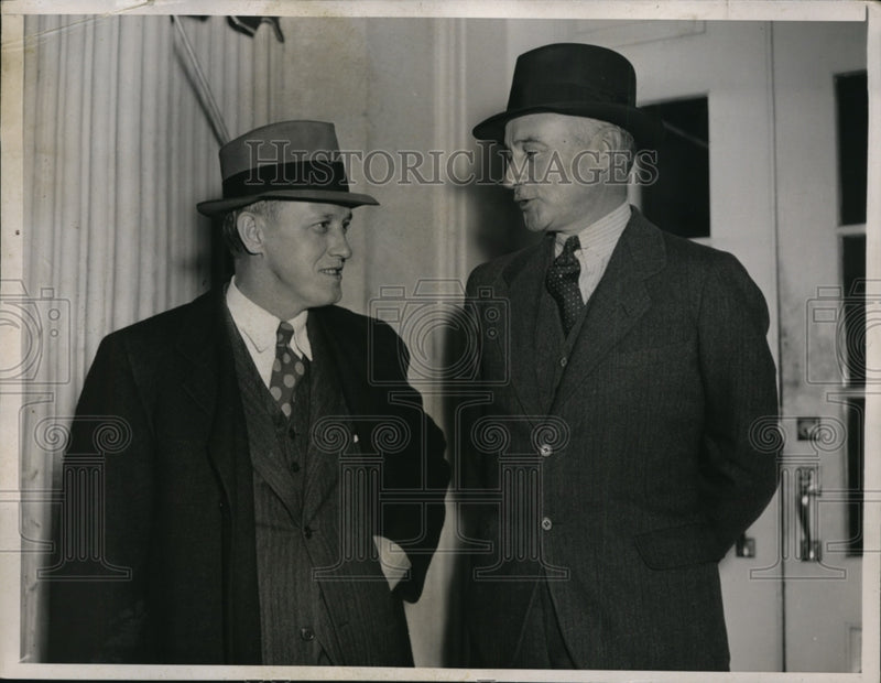 Load image into Gallery viewer, 1936 Press Photo WPA administrator Harry Hopkins, Col FC Harrington in DC
