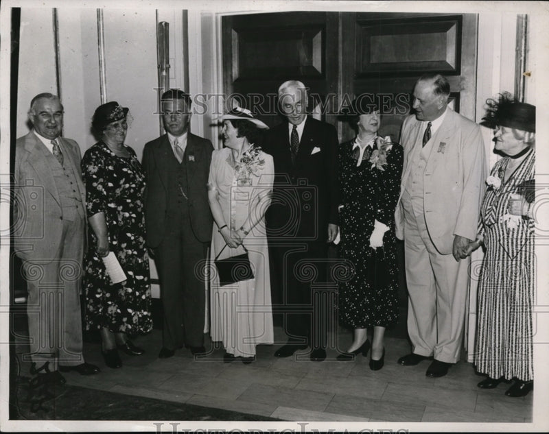 Load image into Gallery viewer, 1938 Press Photo Secretary of State &amp; Mrs Cordell Hull at DC function
