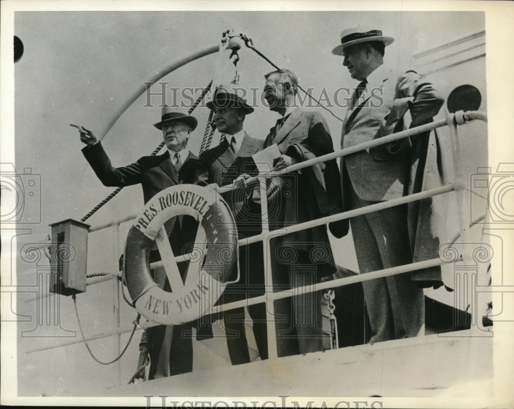 1933 Press Photo Secy of State Cordell Hull, Sen Key Pittman, Rep S McReynolds