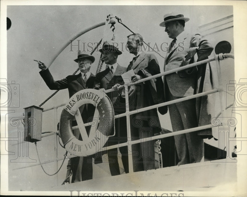 Load image into Gallery viewer, 1933 Press Photo Secy of State Cordell Hull, Sen Key Pittman, Rep S McReynolds
