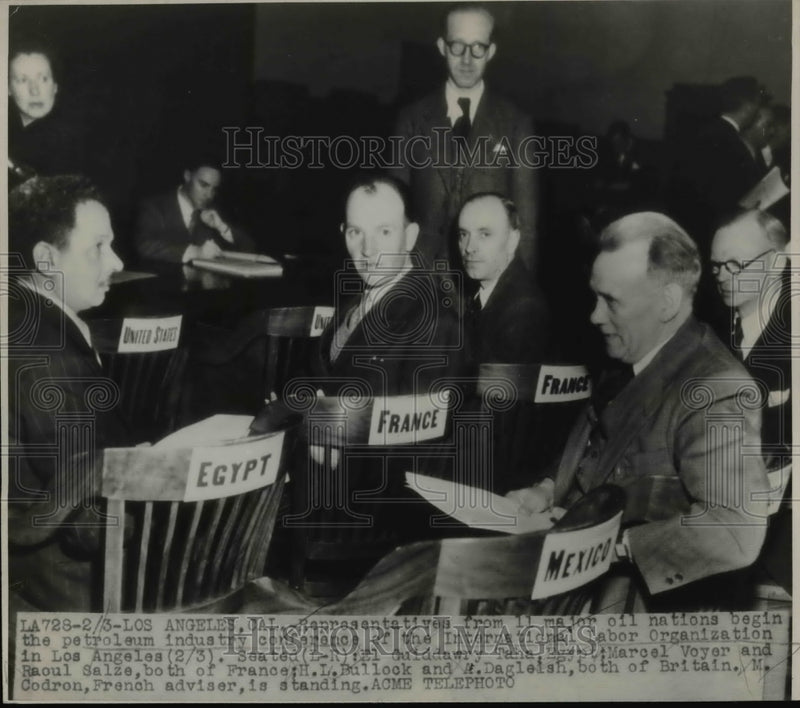 Load image into Gallery viewer, 1947 Press Photo El Guiddawry, Marcel Voyer, HL Bullock oil reps at LA meeting
