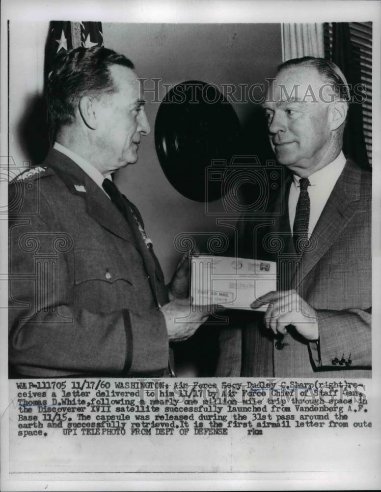 1960 Press Photo Air Force Secretary DuGey C Sharp Chief of Staff Gen White