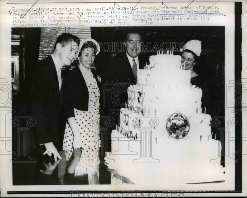 Load image into Gallery viewer, 1958 Press Photo MN Governor Orville Freeman, Swedish Prince Bertil &amp; wives
