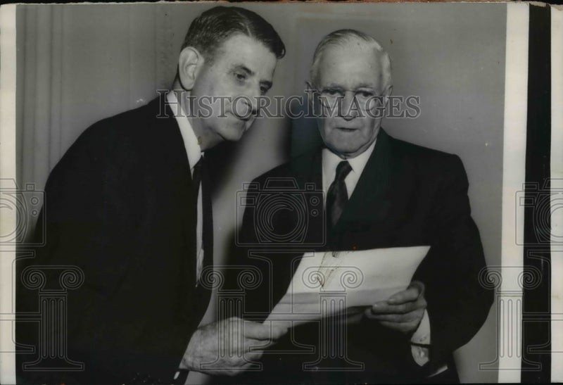Load image into Gallery viewer, 1958 Press Photo Rep Charles Wolverton of NJ &amp; Oren Harris at FCC investigation
