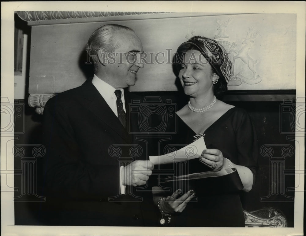 1957 Press Photo French ambassador Herve Alphard &amp; Ruth Hagy at DC meeting- Historic Images