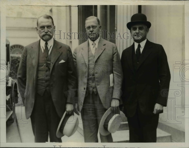 Load image into Gallery viewer, 1927 Press Photo US Chamber of Commerce EB Parker, Louis Pierson, Robert Ellis
