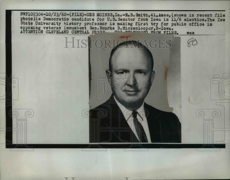 Load image into Gallery viewer, 1962 Press Photo EB Smith candidate for US Senator from Ames Iowa - nep02967

