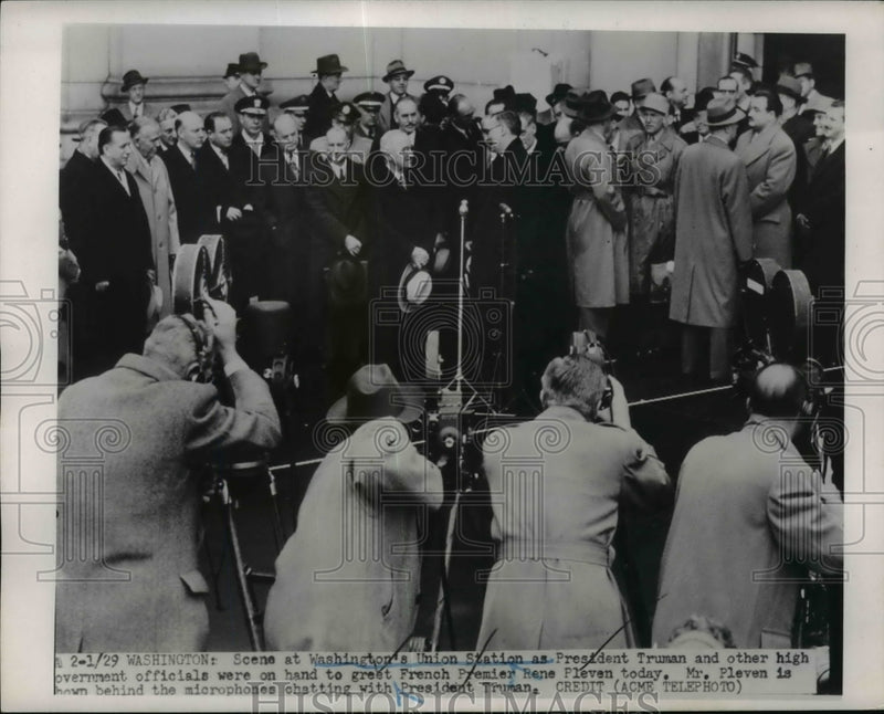 Load image into Gallery viewer, 1951 Press Photo French Premier Rene Pleven arrrives at Washington DC

