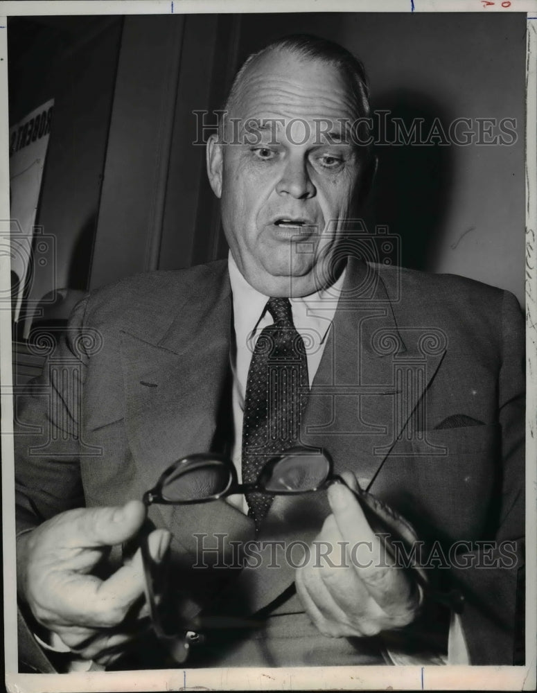 1952 Press Photo Senator Robert Kerr Presidential candidate in Chicago