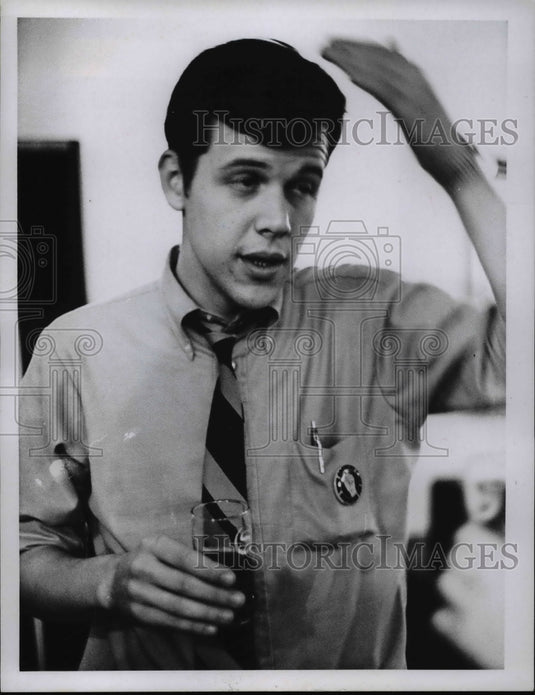 1969 Press Photo Socialist Mayor Candidate Sydney Stapleton - nep03549