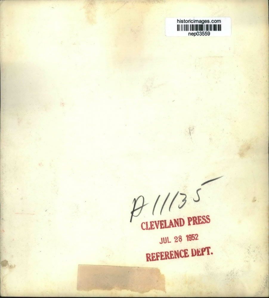 1952 Press Photo President Truman steps back after introducing Adlai Stevenson