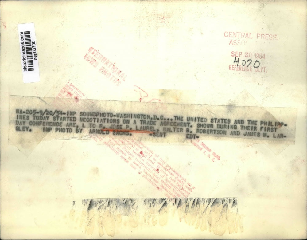 1954 Press Photo Jose Laurel, Walter Robertson, and James Langley - nep03700