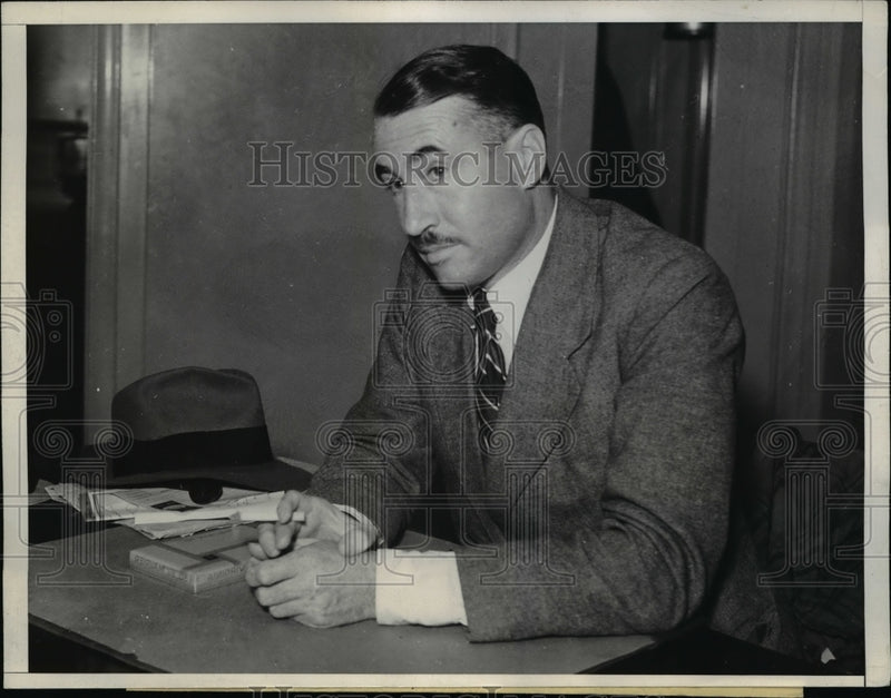Load image into Gallery viewer, 1937 Press Photo W.R. Crocker, Official of the International Labor Board
