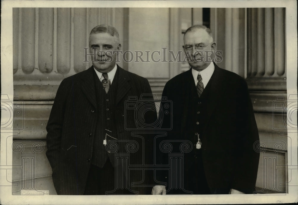 1921 Press Photo William E. Crow, Governor Sproul at the Capitol - nep03909