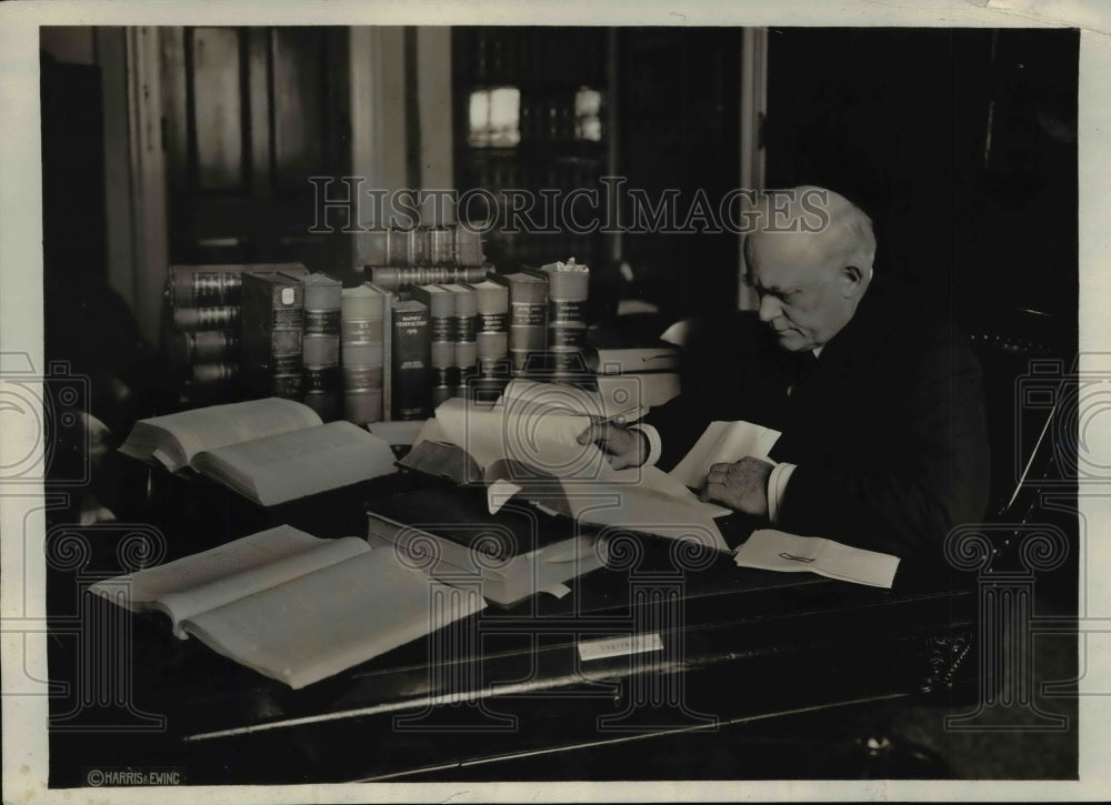1920 Press Photo Edward C. Little codifying and revising all the federal statues
