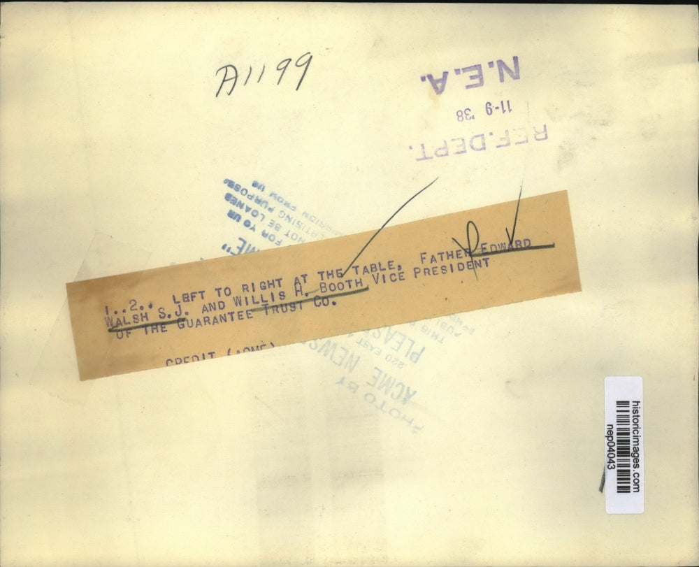 1938 Press Photo Edward Walsh S.J., Willis H. Booth at table of convention