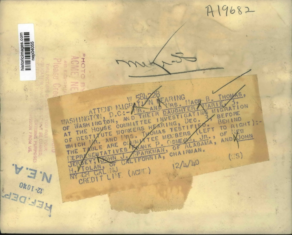 1940 Press Photo Mr. and Mrs. Mack B. Thomas, daughter attend migration hearing