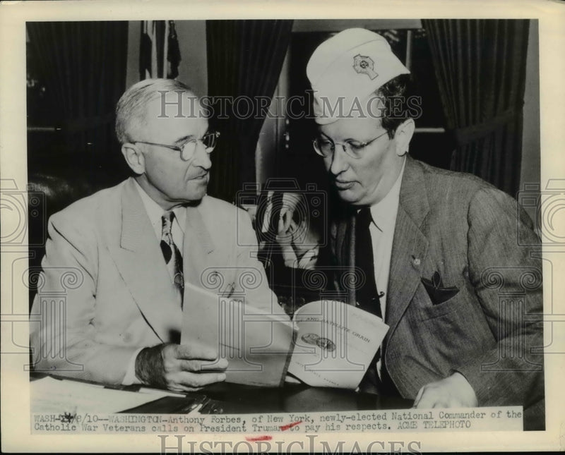 Load image into Gallery viewer, 1948 Press Photo Anthony Forbes calls on President Truman to pay respects
