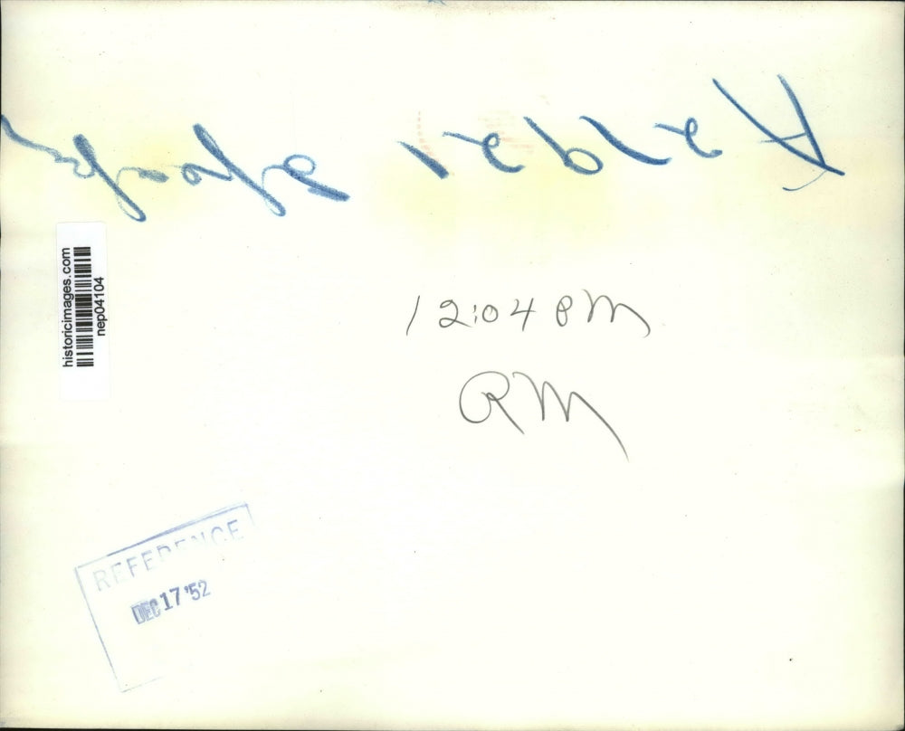 1952 Press Photo Truman speaks on Douglas MacArthur at a news conference