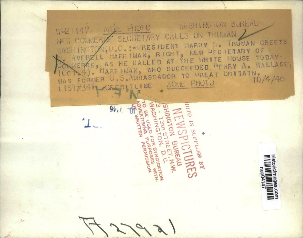 1946 Press Photo Harry S. Truman greets W. Averell Harriman - nep04147