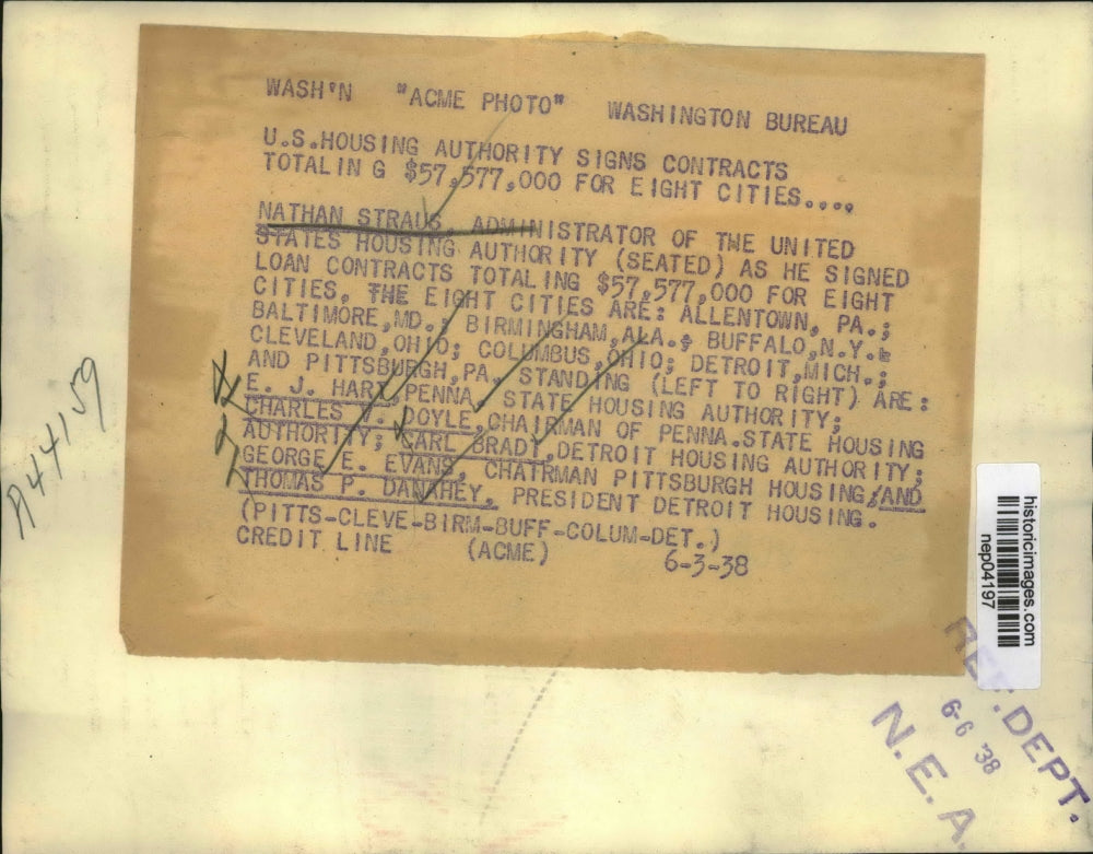 1938 Press Photo U.S. Housing Authority Signs Contracts - nep04197